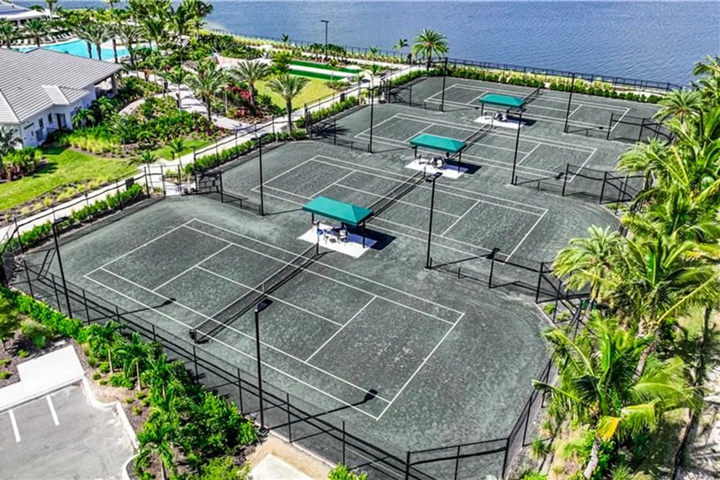 Tennis