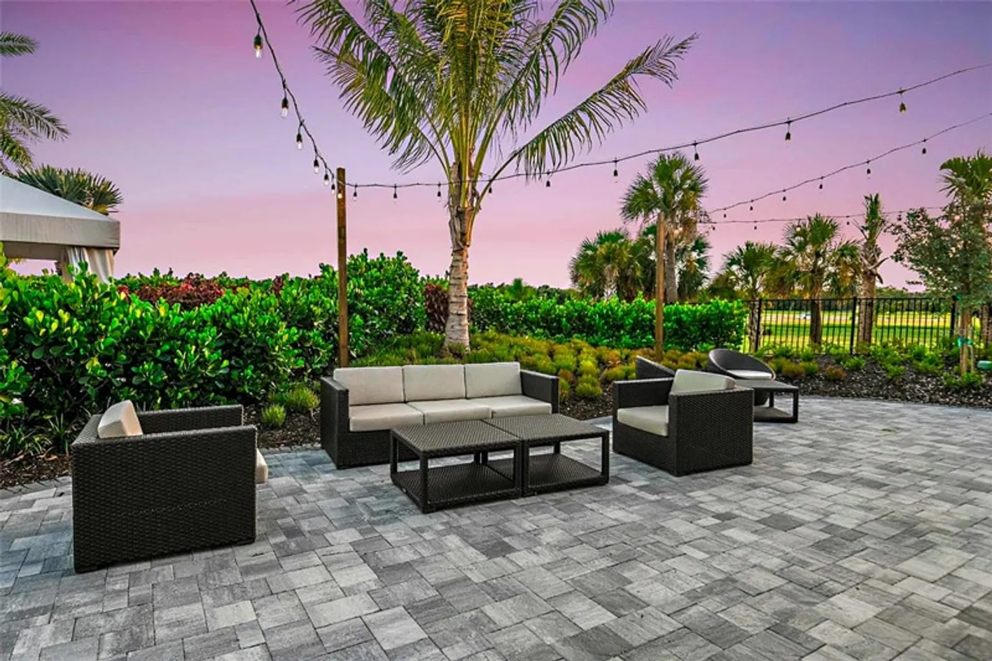 Outdoor Lounge