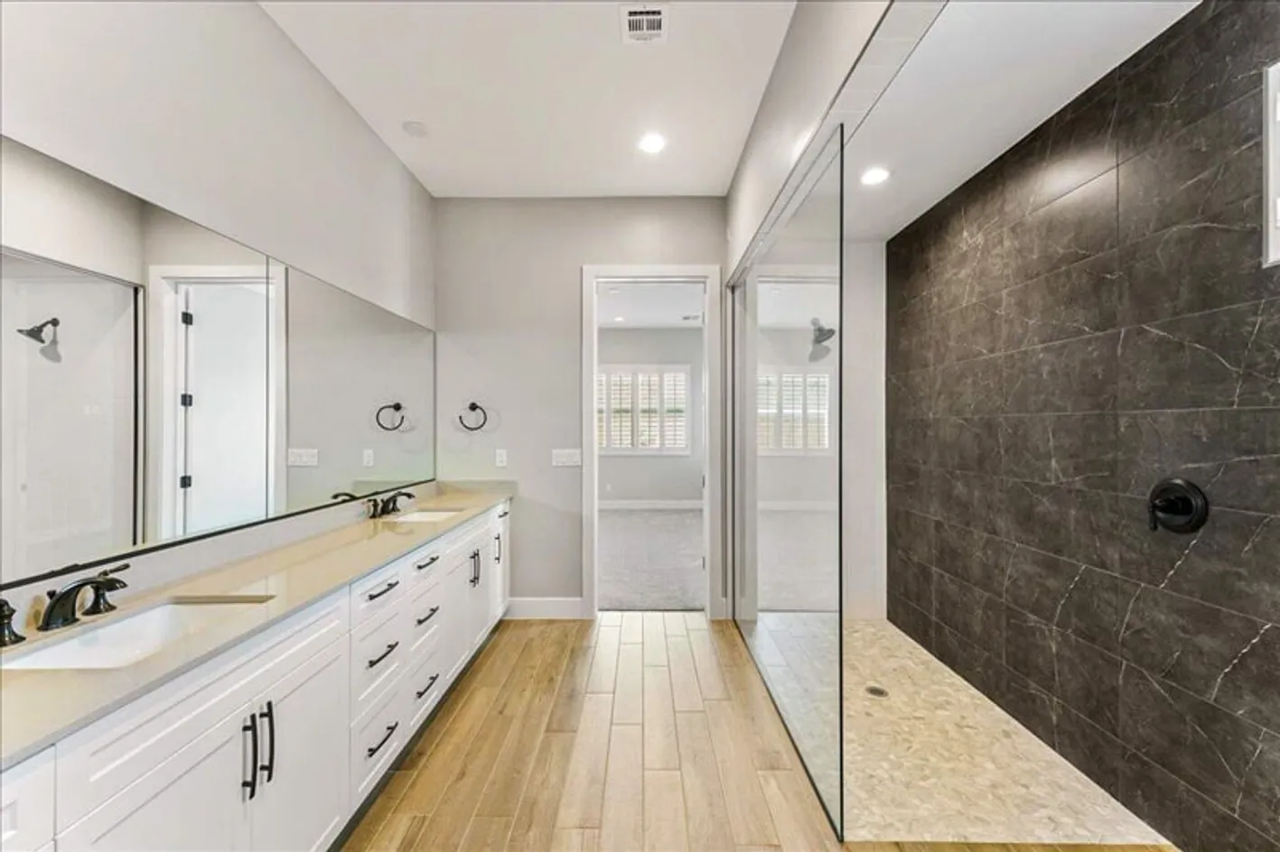 Dual Vanities