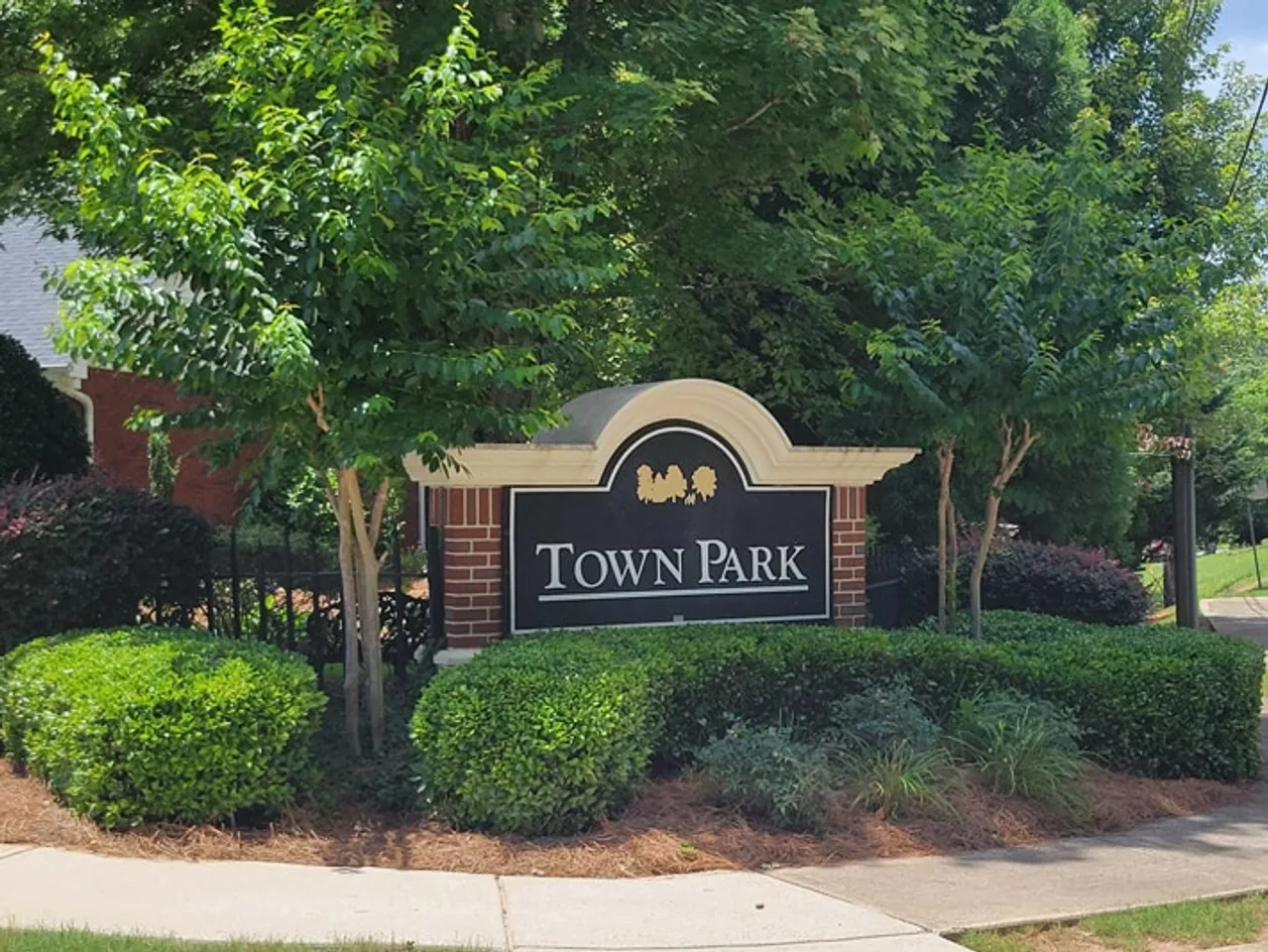 Entrance Sign