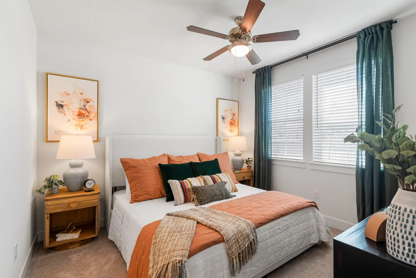 Unit Bedroom