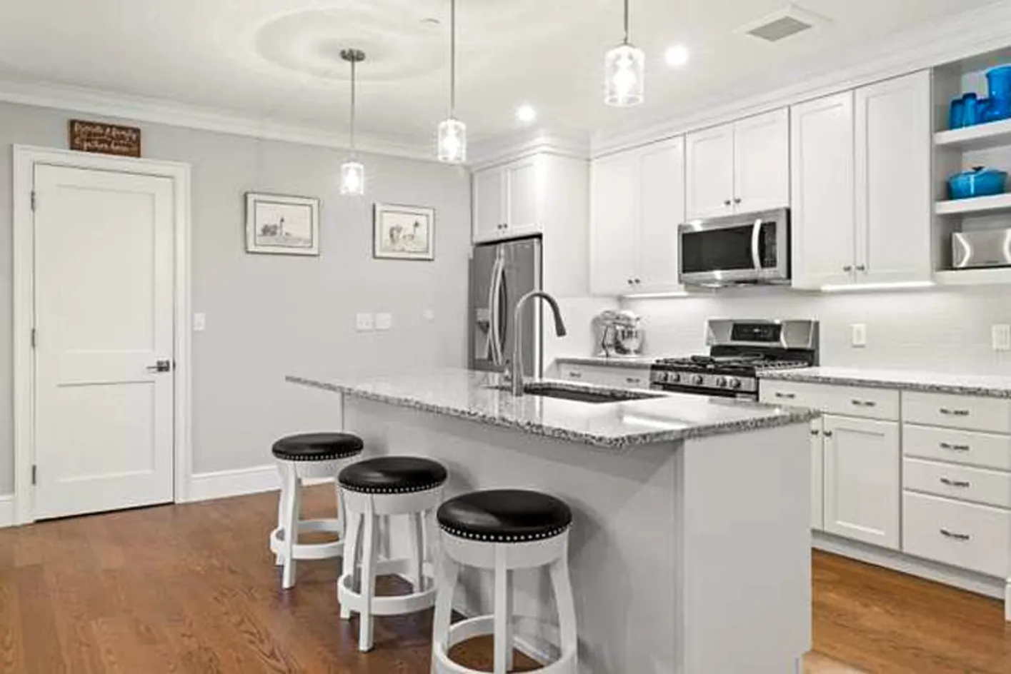 Kitchen Island