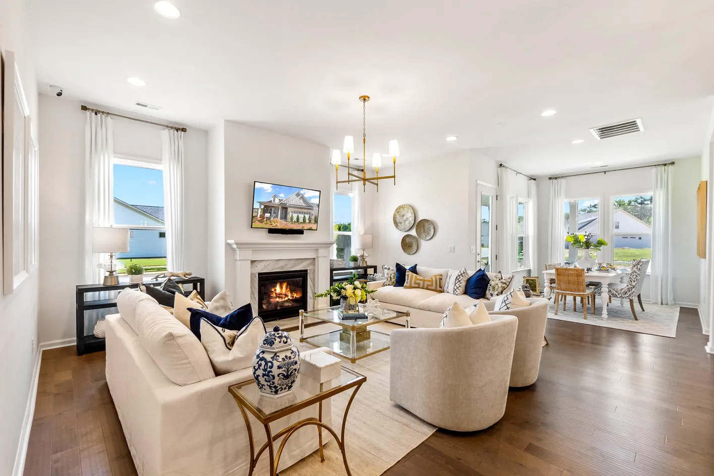 Model Sitting Room