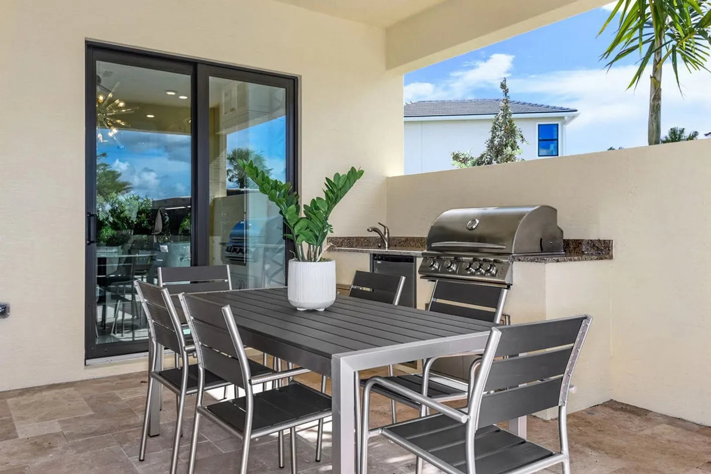 Model Patio