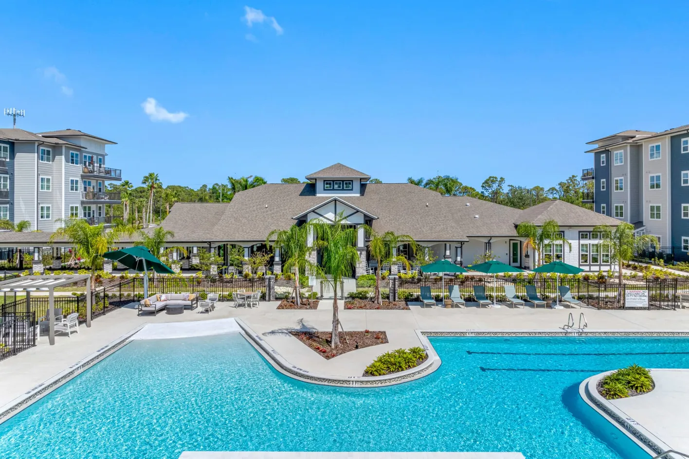 Poolside Seating
