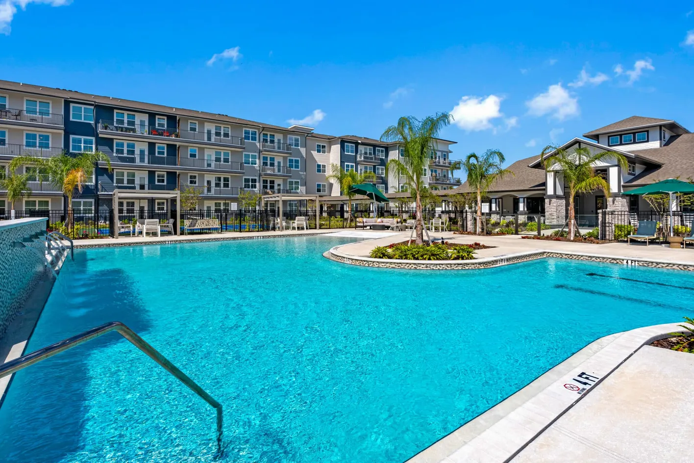 Resort-Style Pool