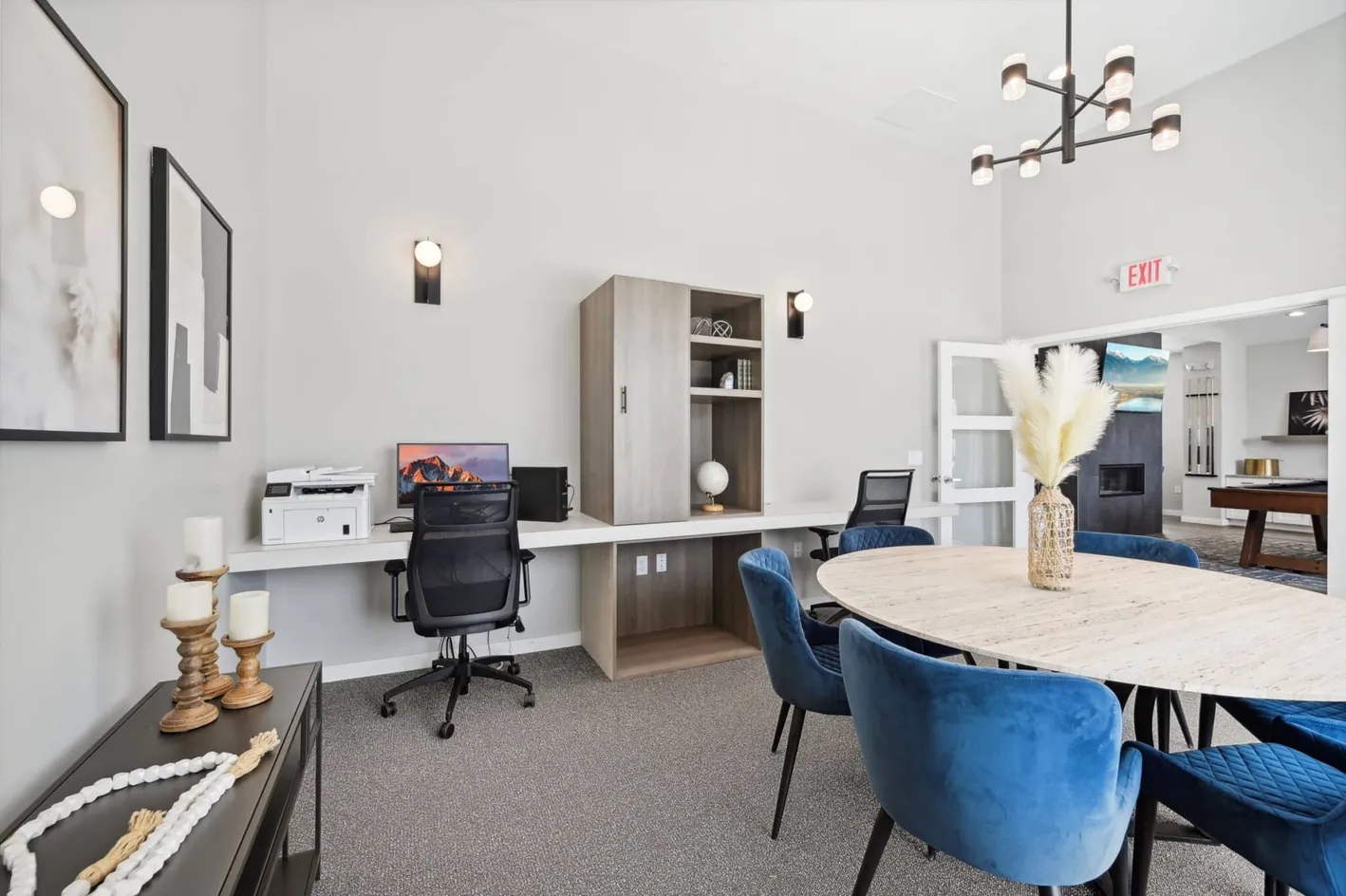 Business Center