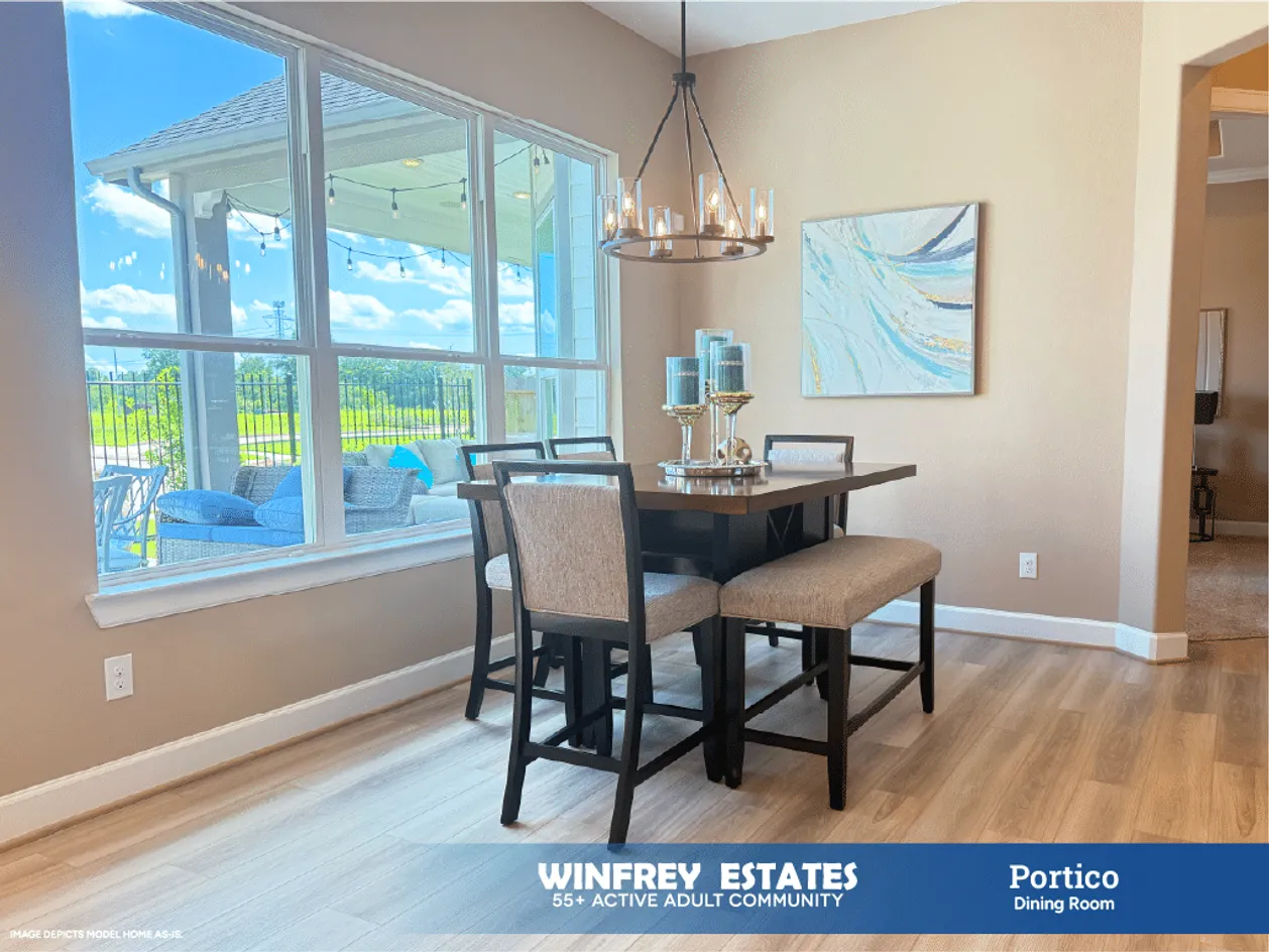 Portico dining area