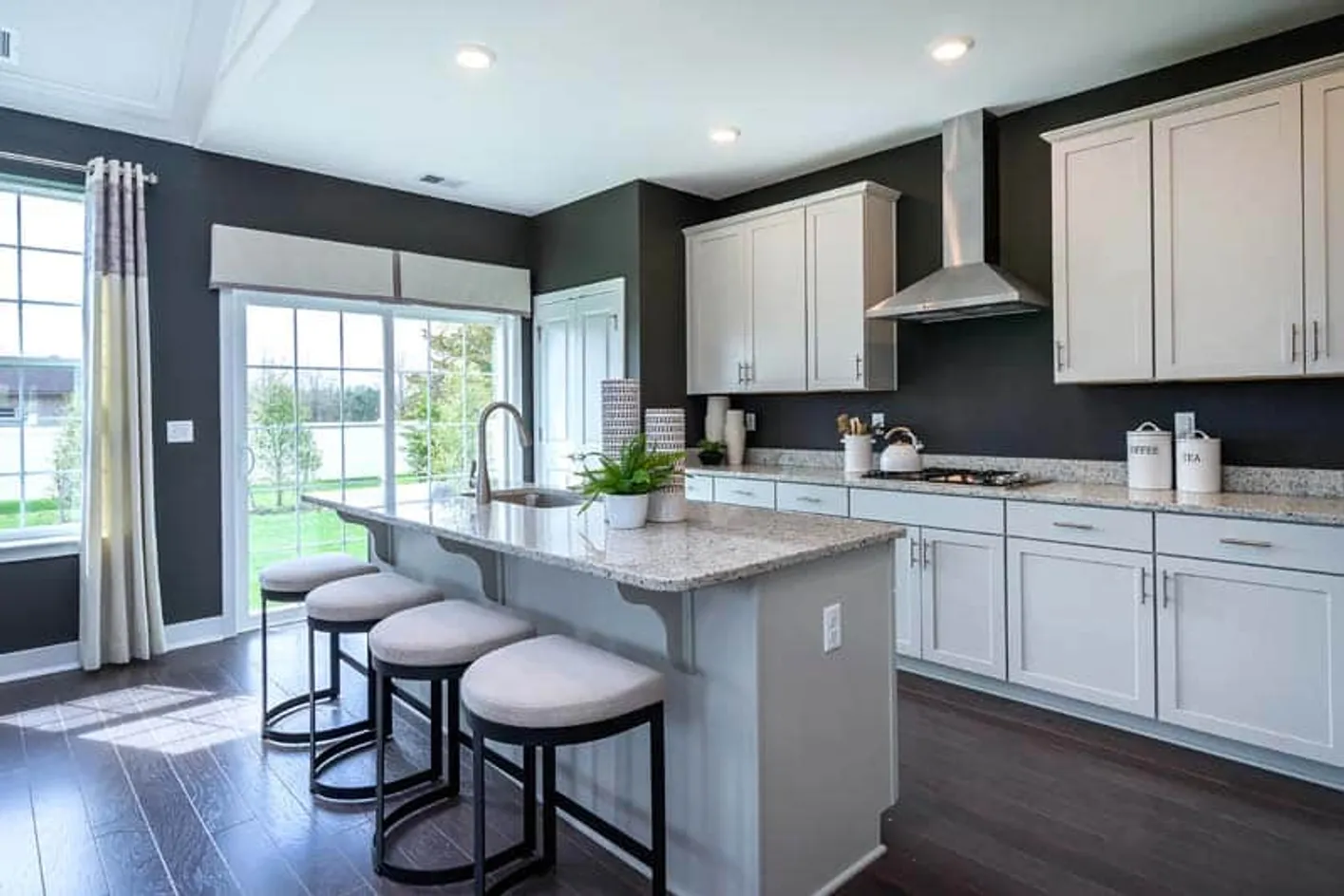 Model Kitchen