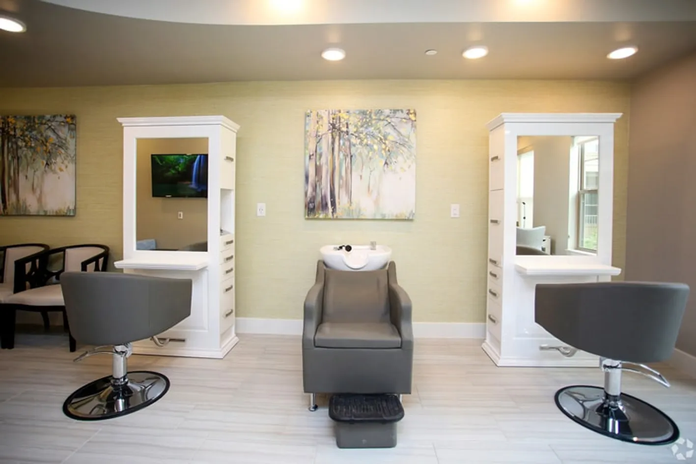 Salon