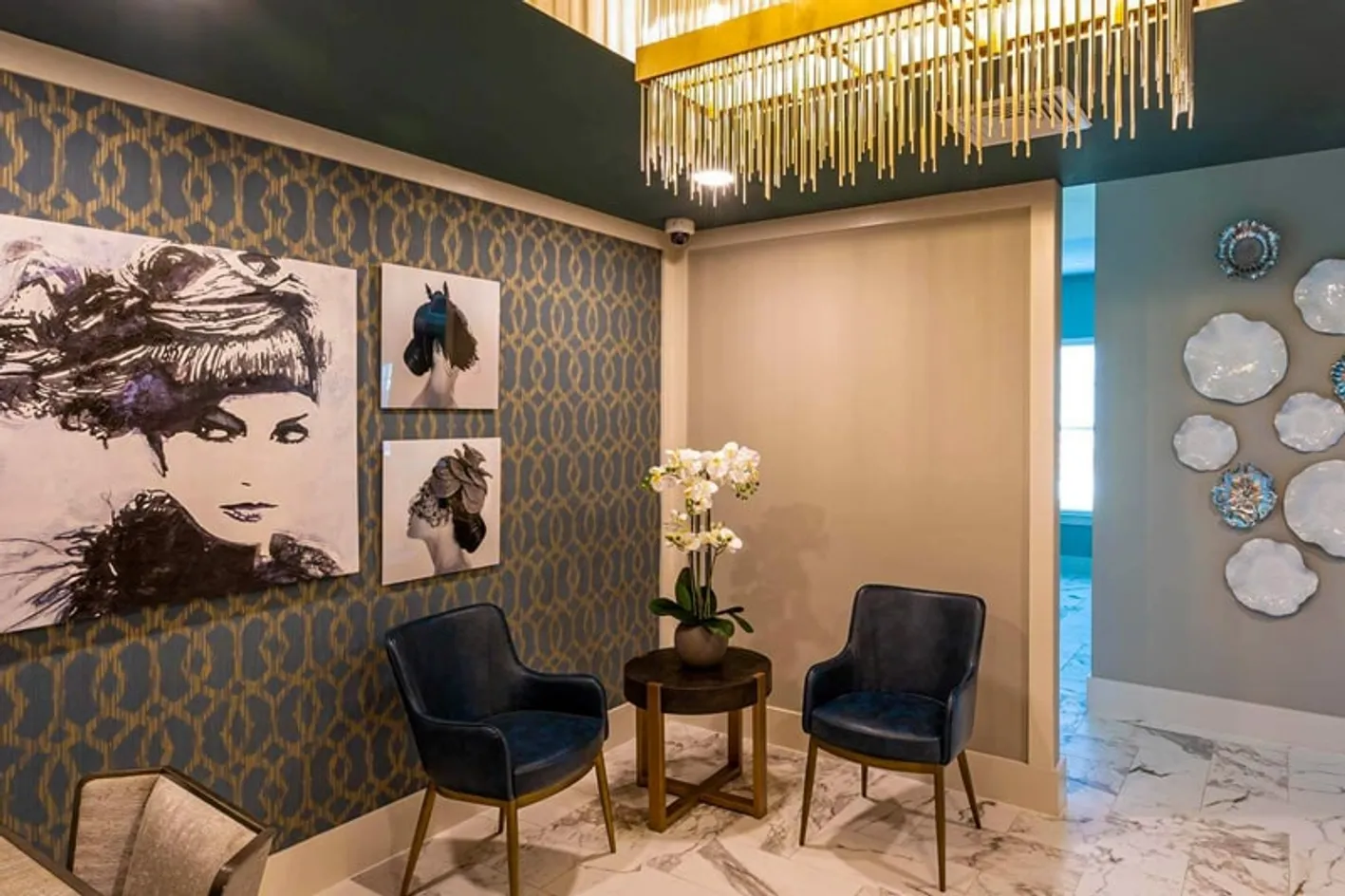 Salon Seating