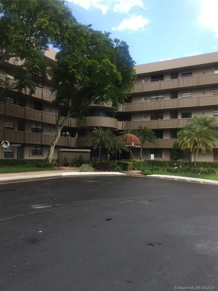 Colony Point