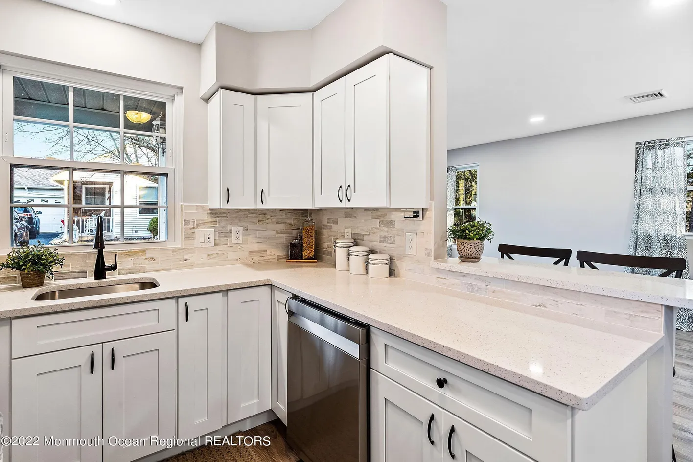 Crestwood Village 6