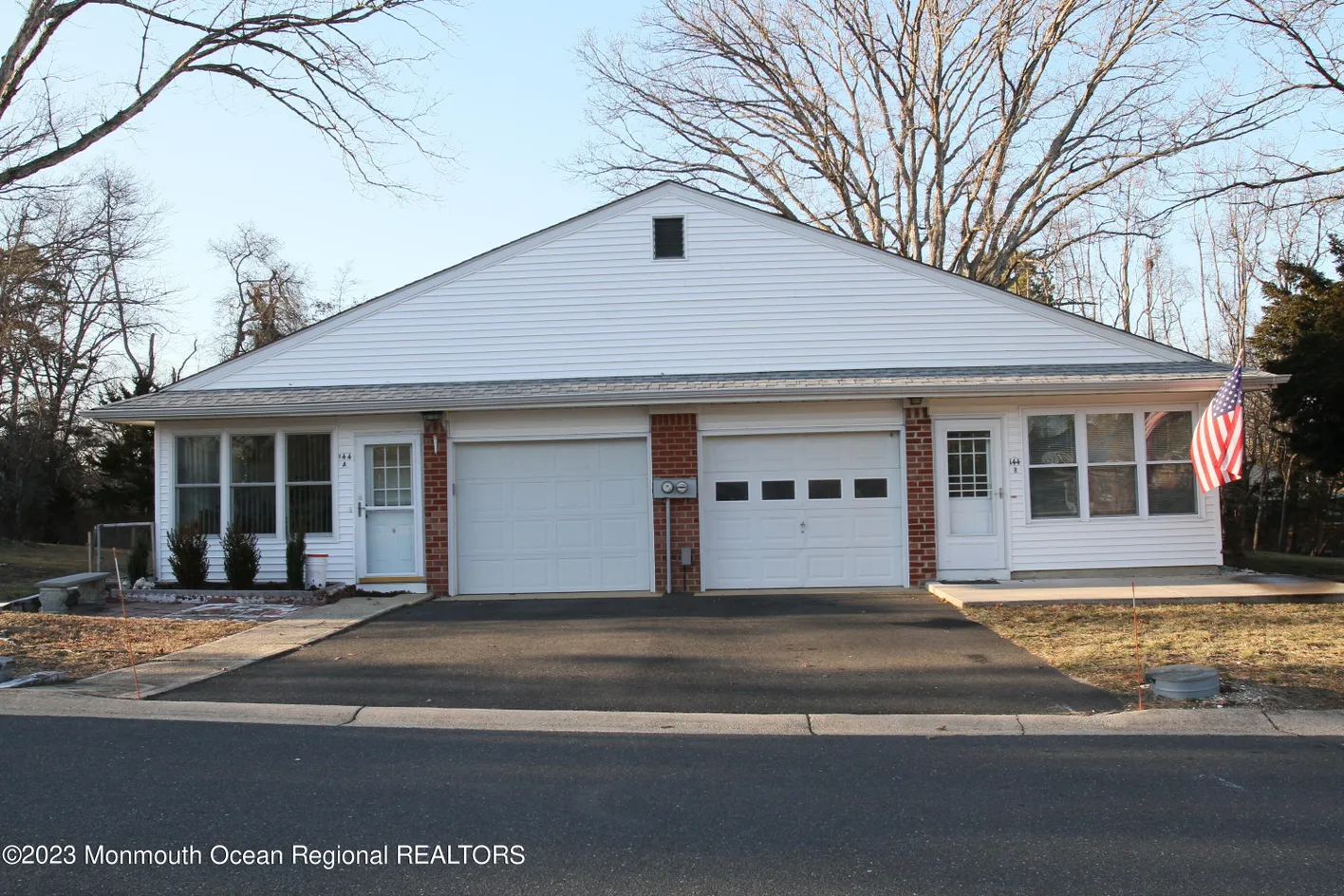 Crestwood Village 1