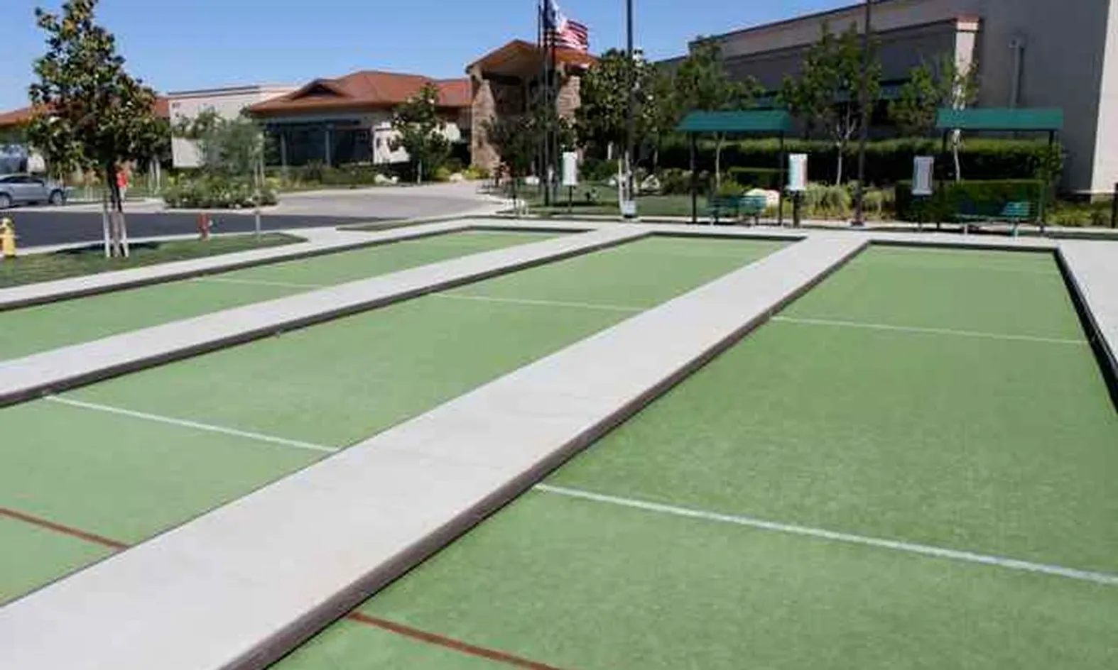 4 Bocce Ball Courts