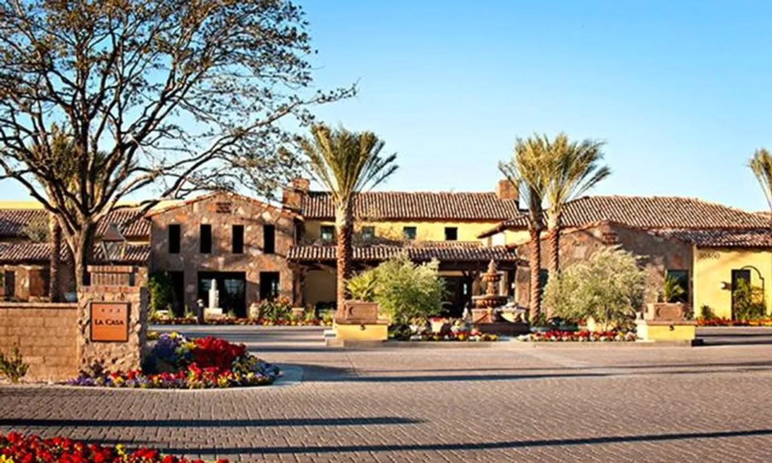 La Casa Clubhouse