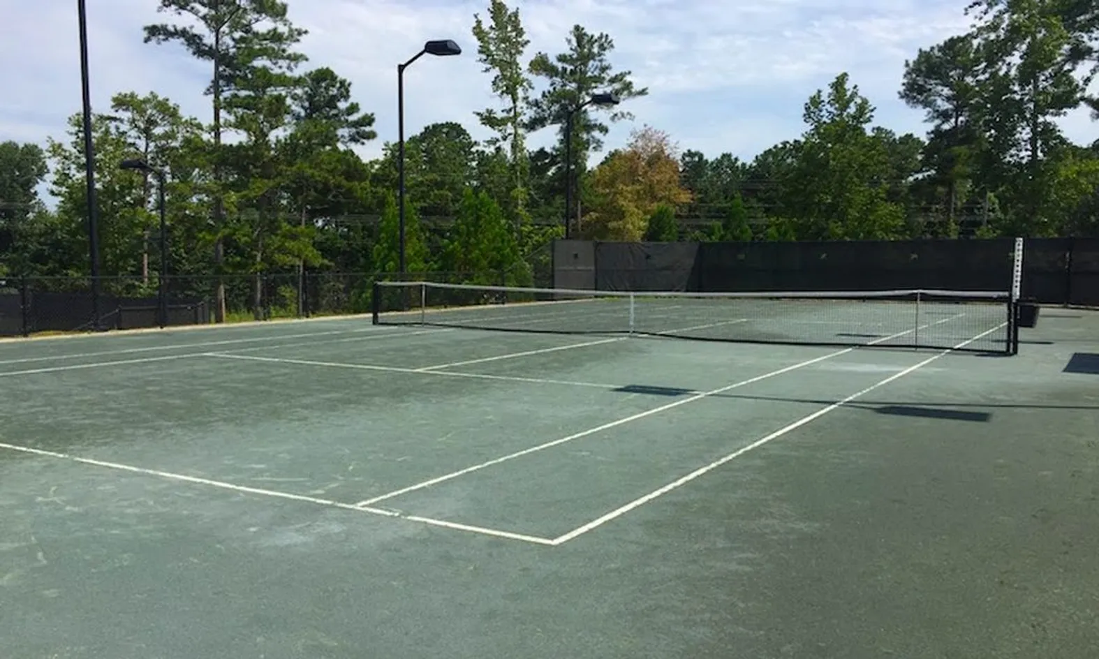 2 Tennis Courts