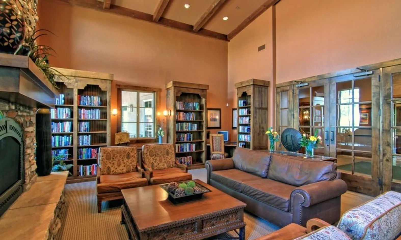 Clubhouse Lounge and Library
