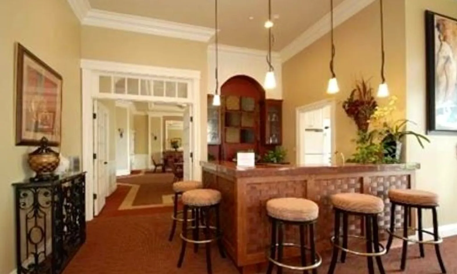Indoor Bar 