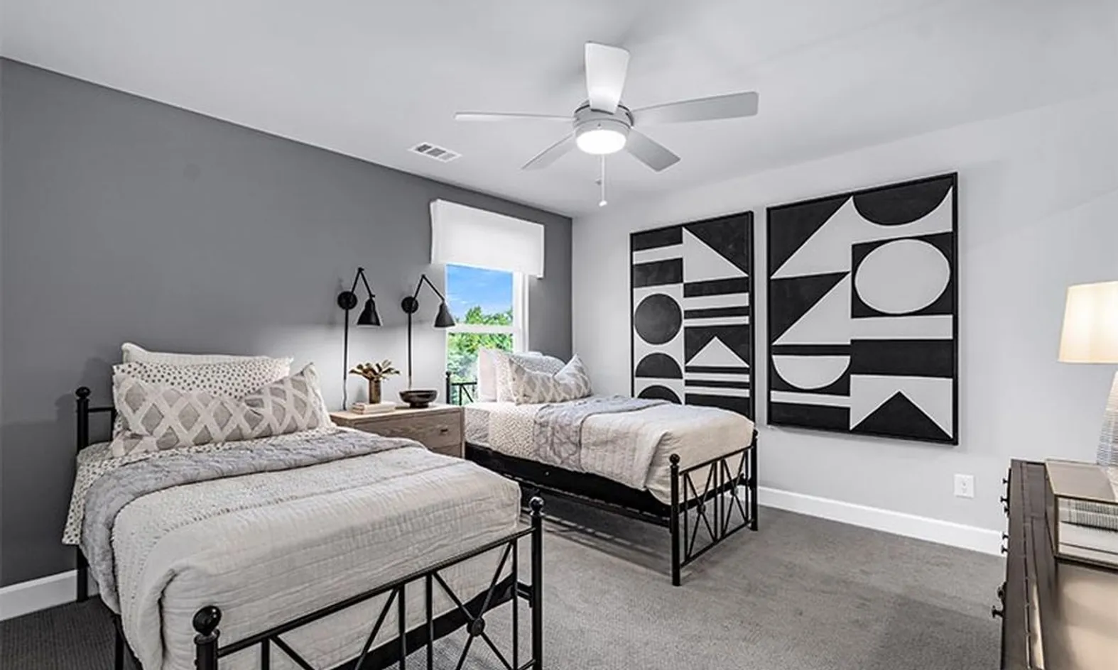 Model Guest Bedroom