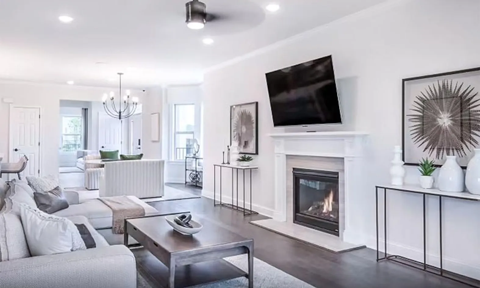 Model Living Room