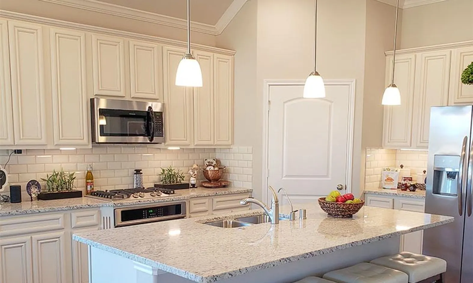 Elegant Kitchens