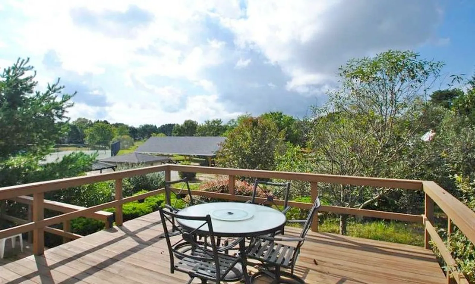 Clubhouse Deck