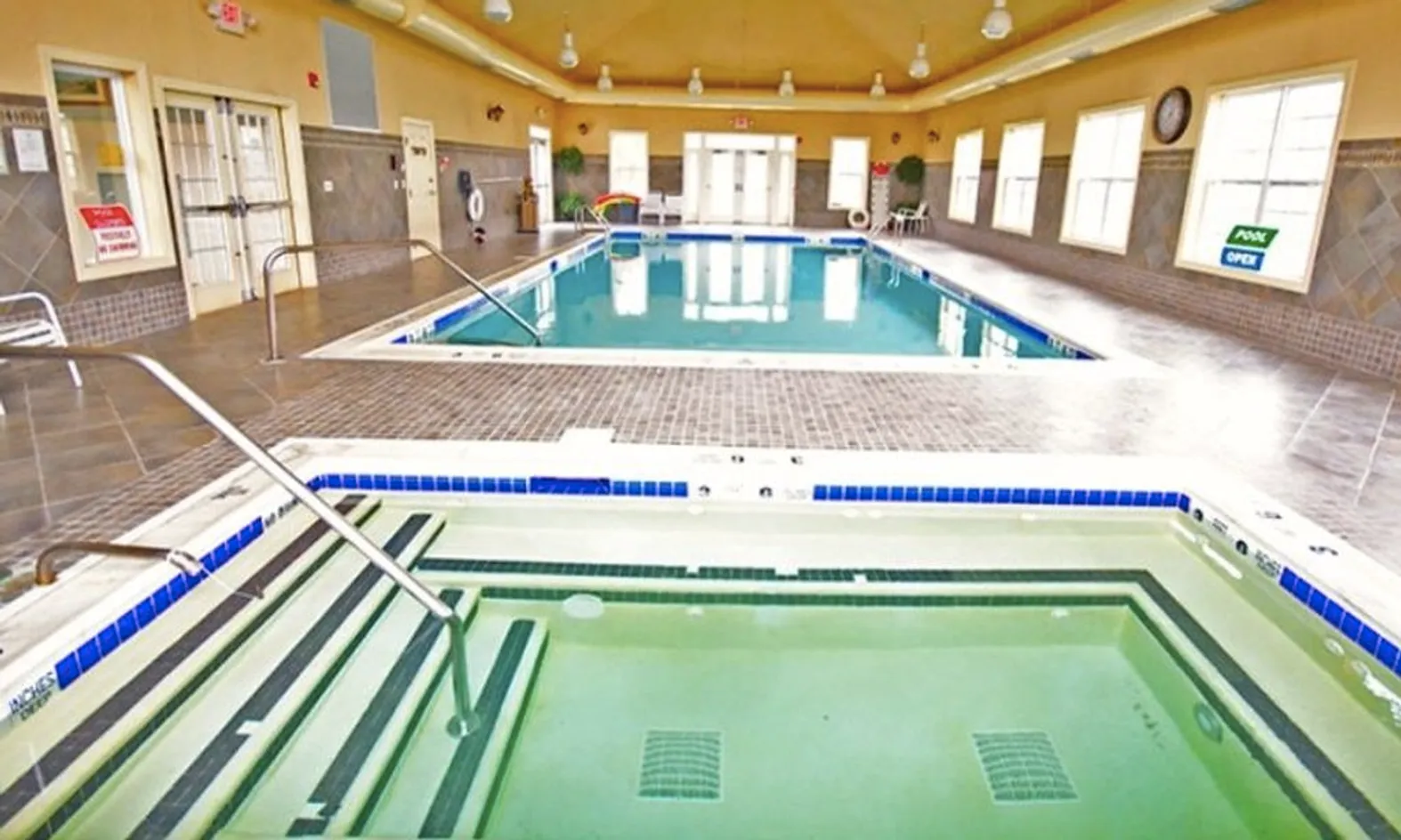 Indoor Pool & Spa