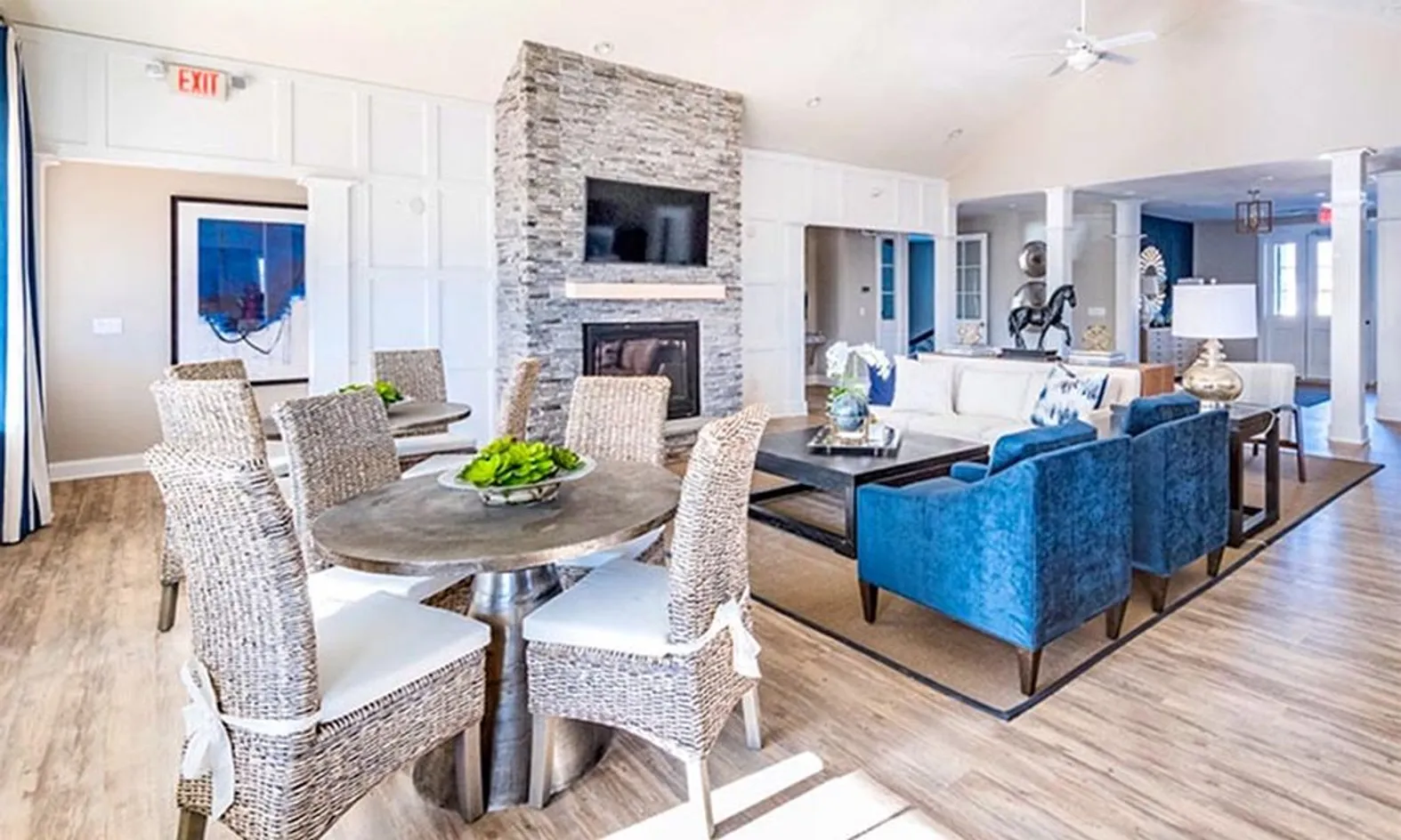 Model Living Room