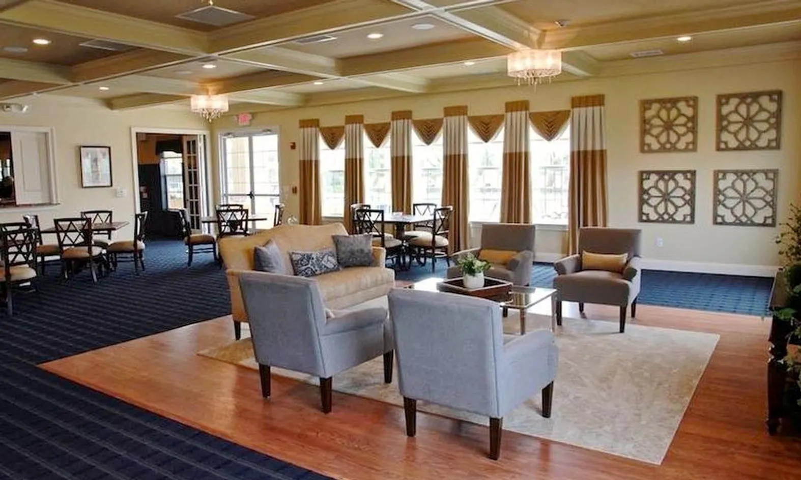 Clubhouse Lobby