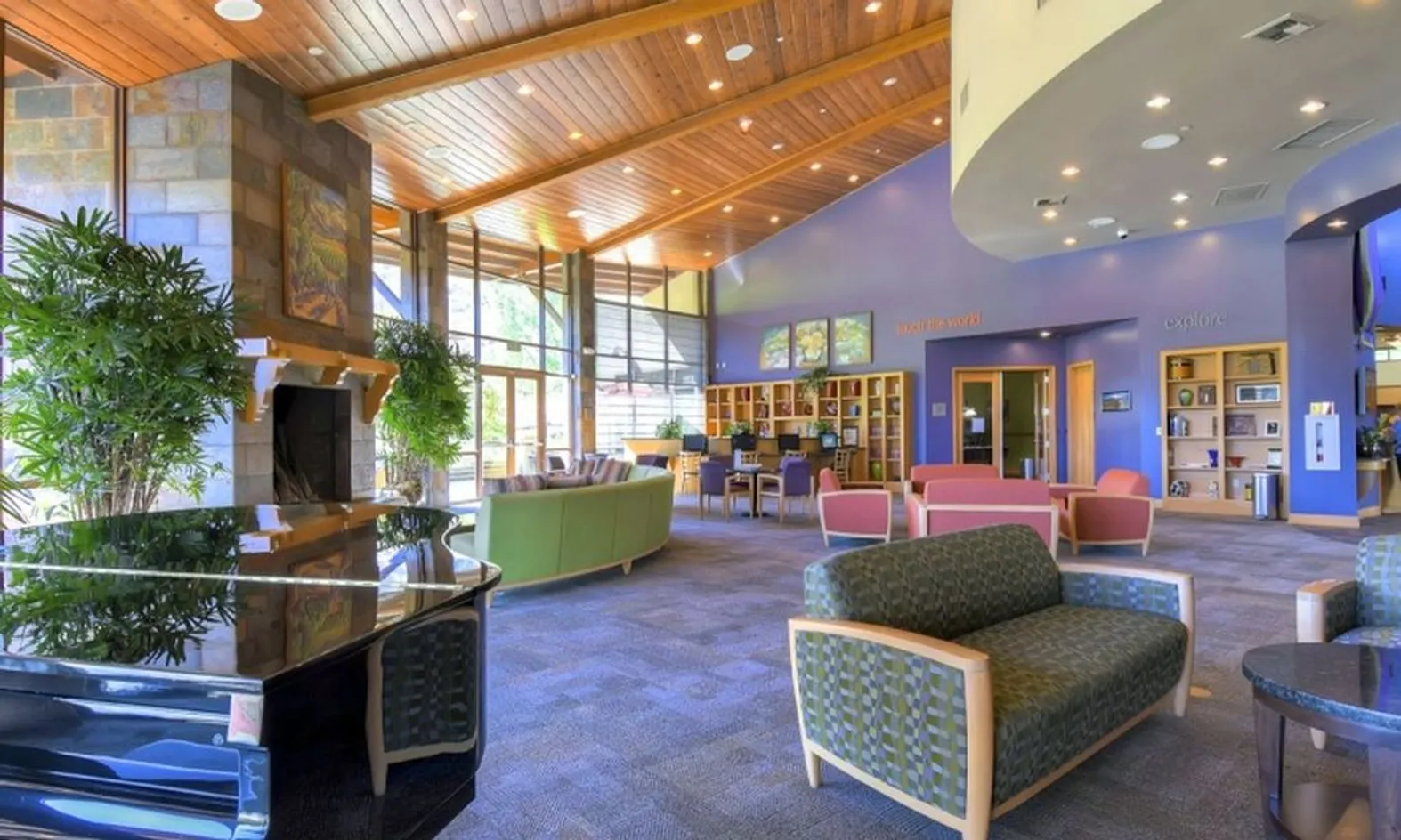 Modjeska Lounge