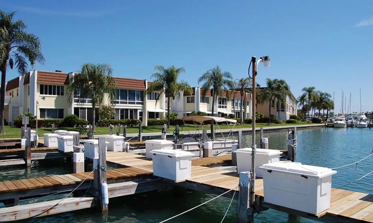 Dock