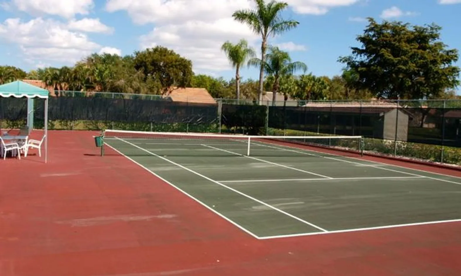 2 Tennis Courts