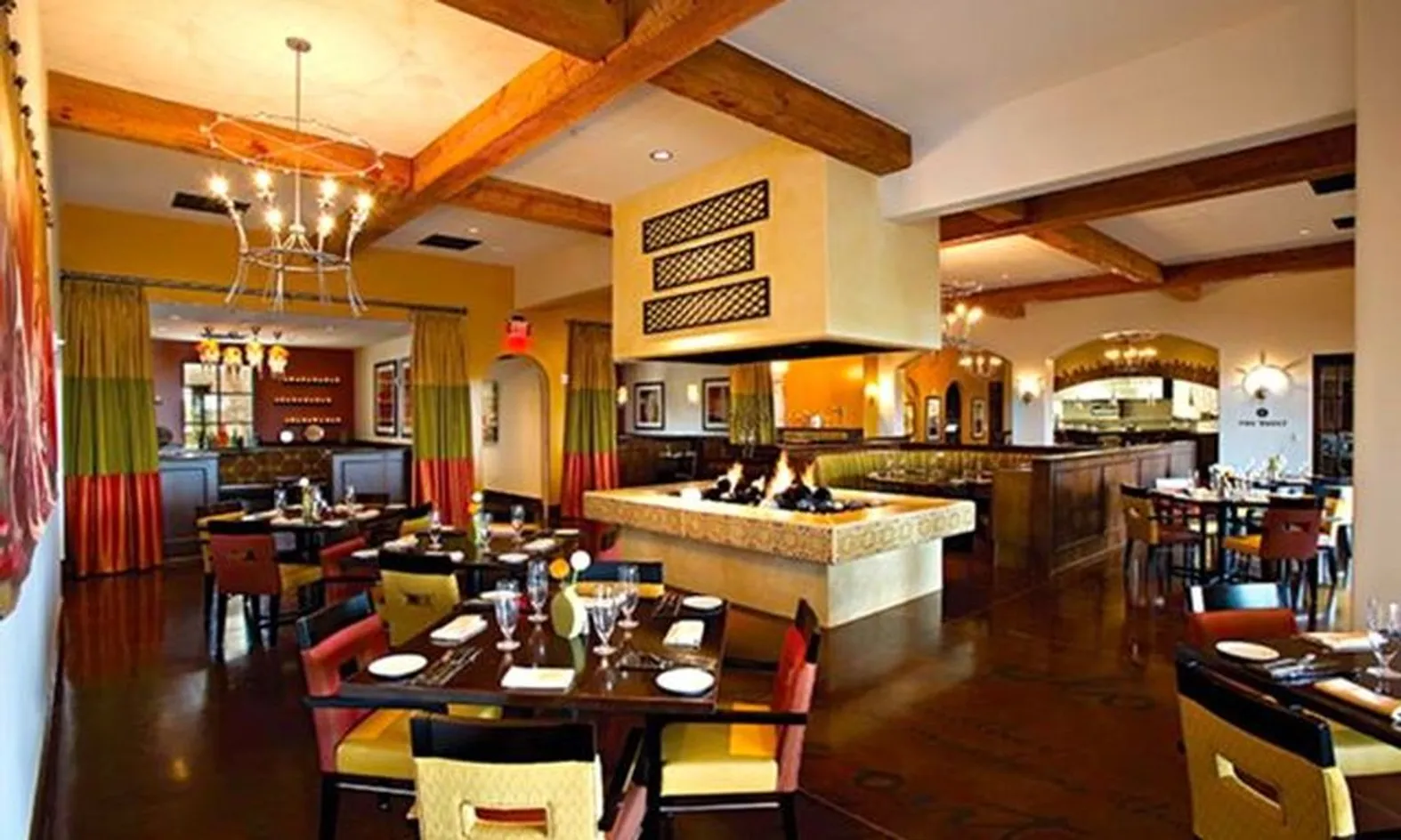 Bistro 1528