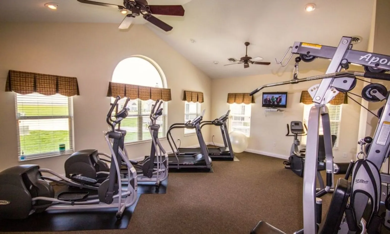 24-Hour Exercise Room