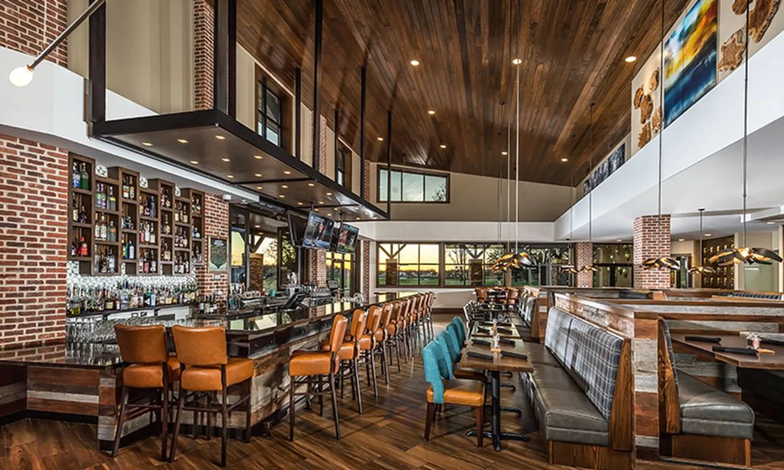 Bar & Grille