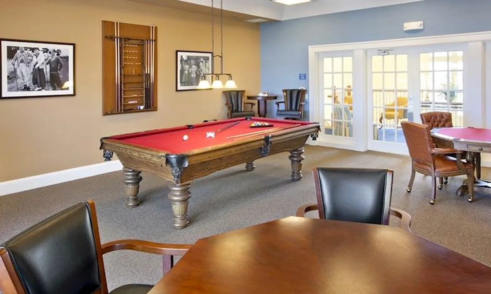 Hobby & Game Room