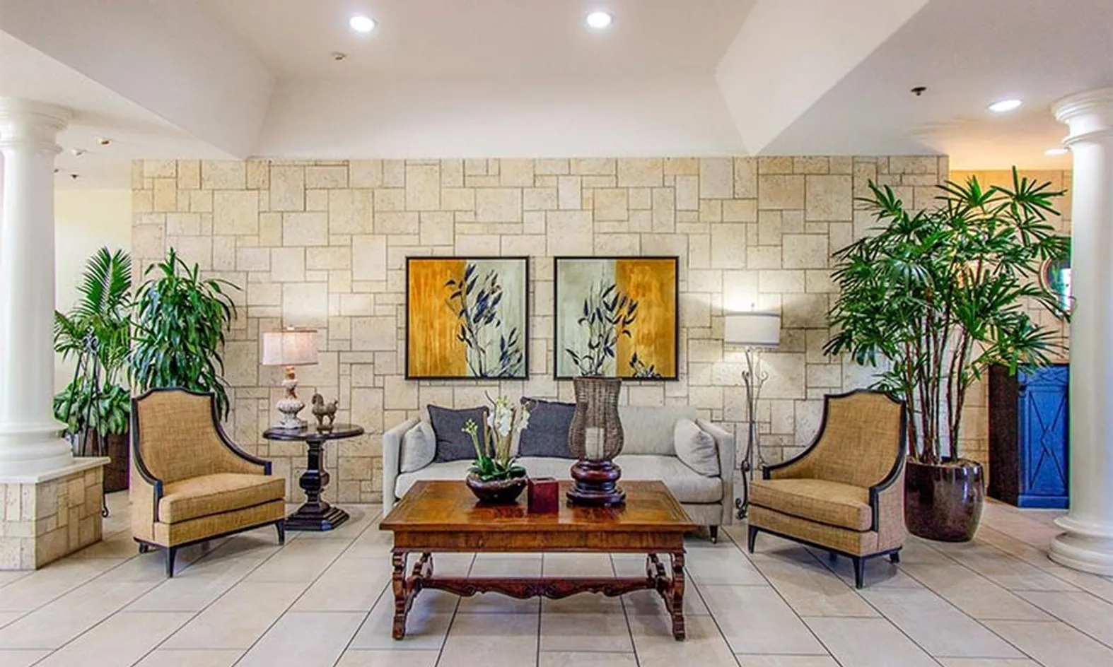 Clubhouse Lounge