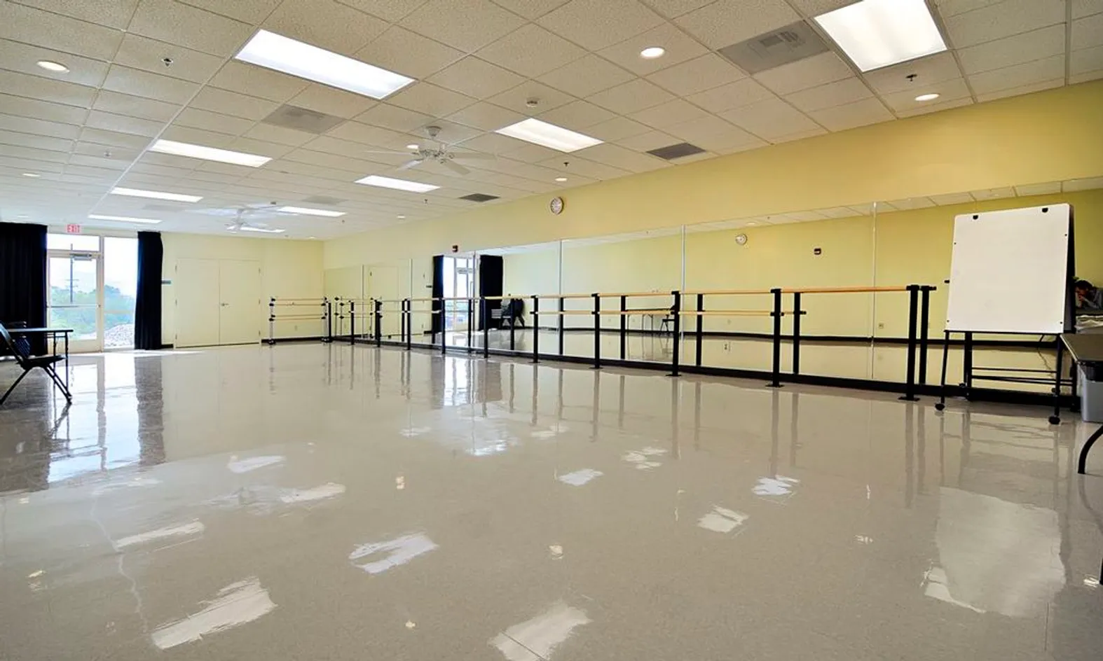 Aerobics & Dance Studio