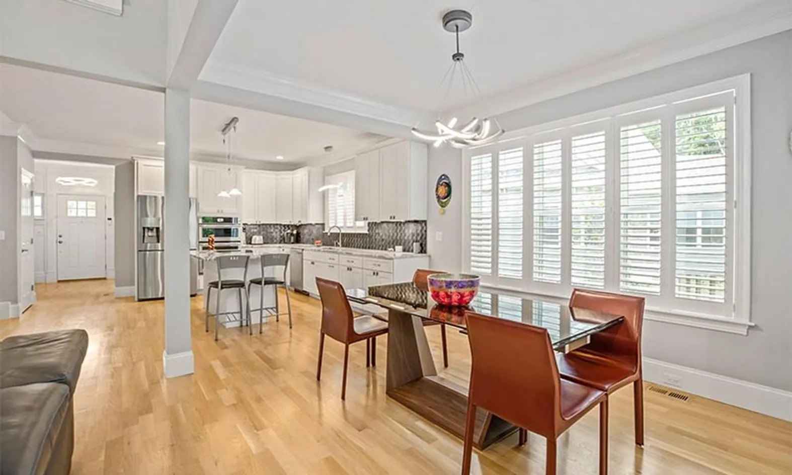 Model Dining Area