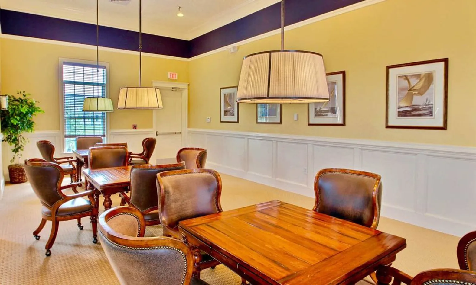 Hobby & Game Room