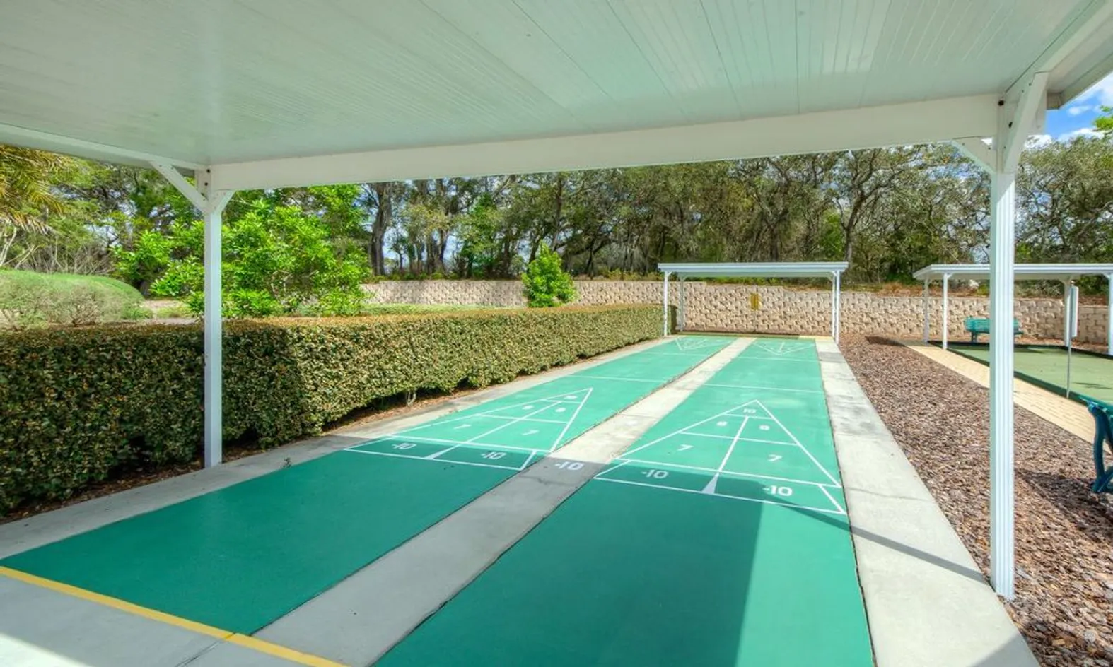 2 Shuffleboard Courts
