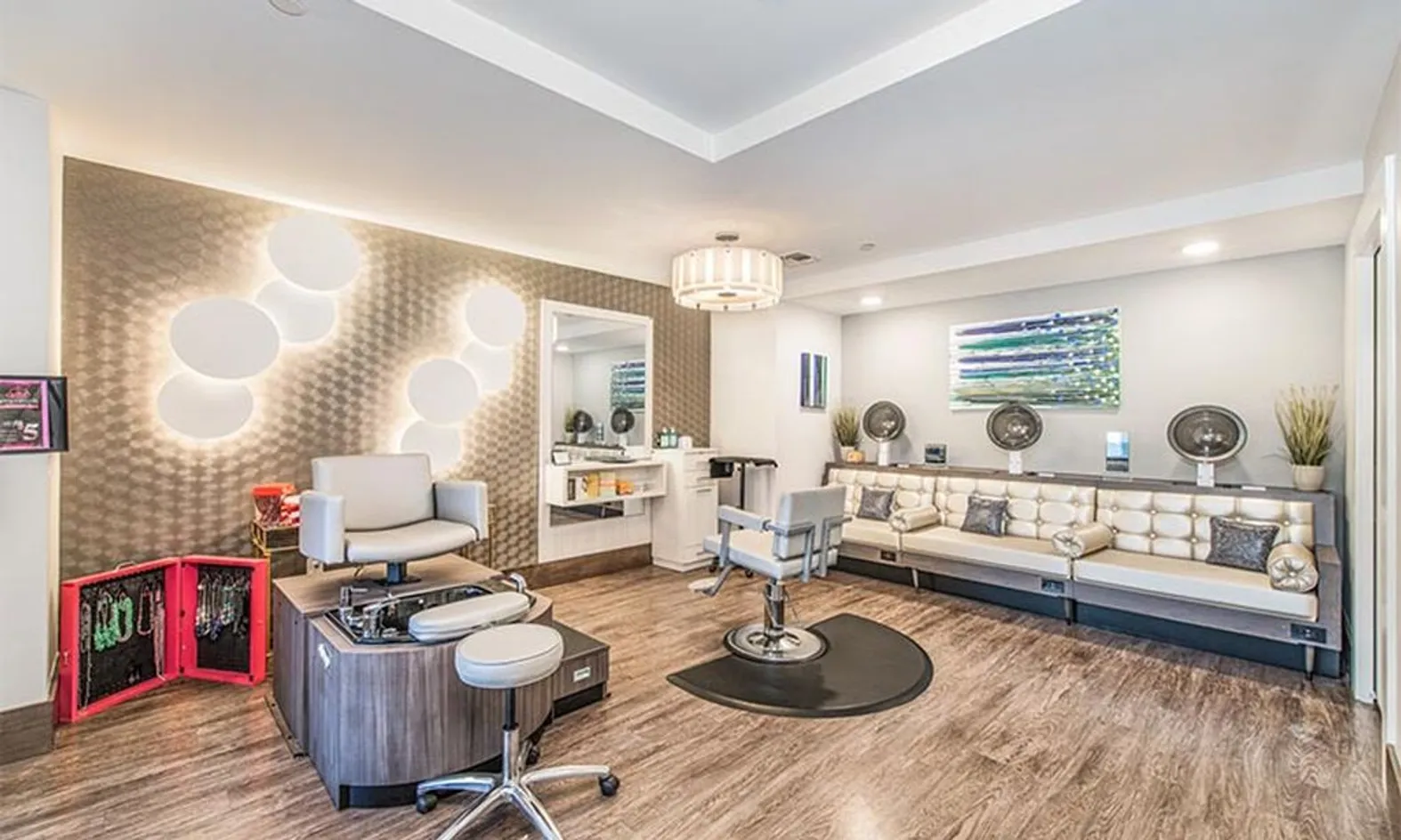Nail & Hair Salon