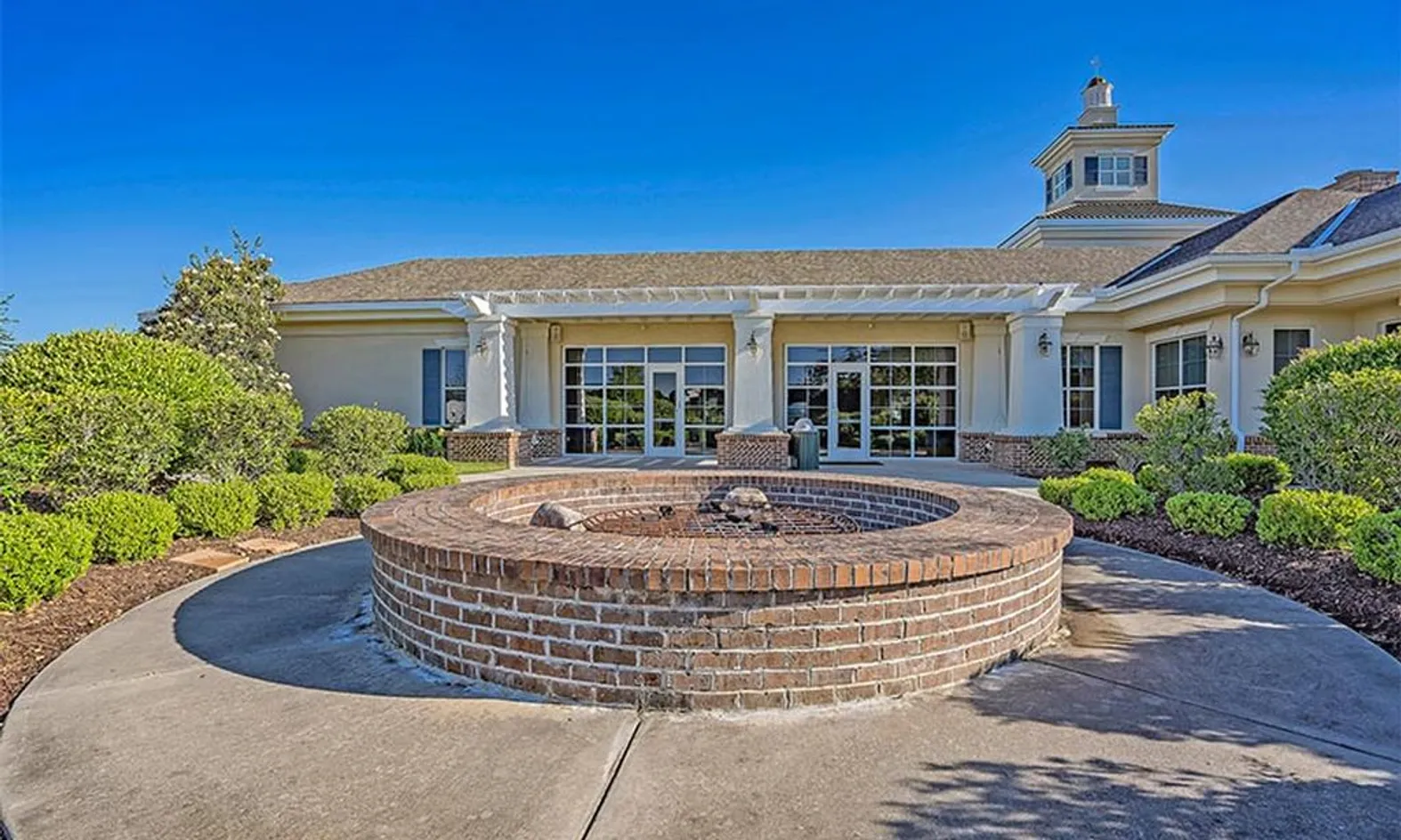 Sundeck with Firepit