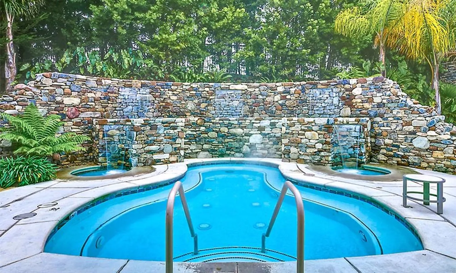 Outdoor Spa
