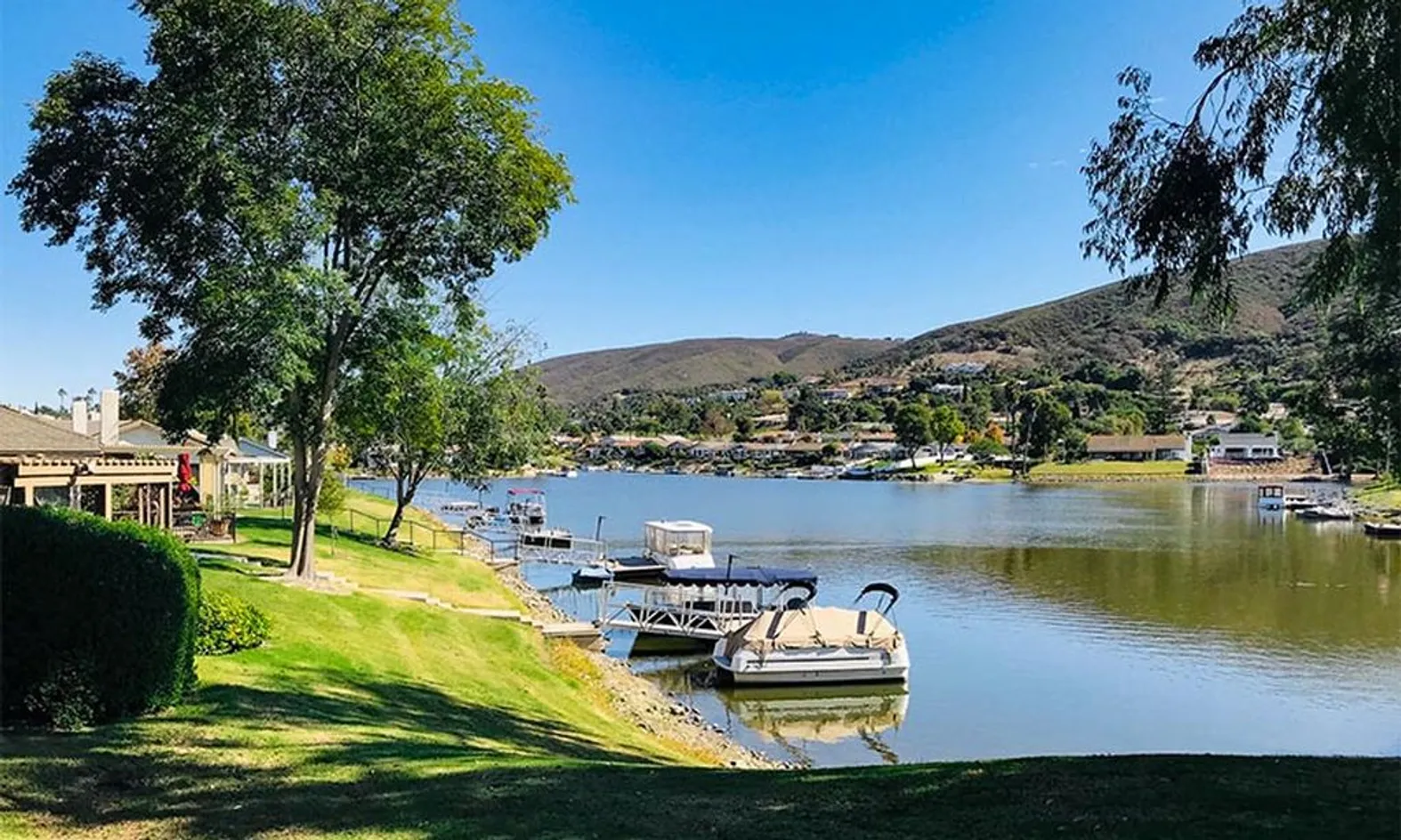 Lakeside Homes