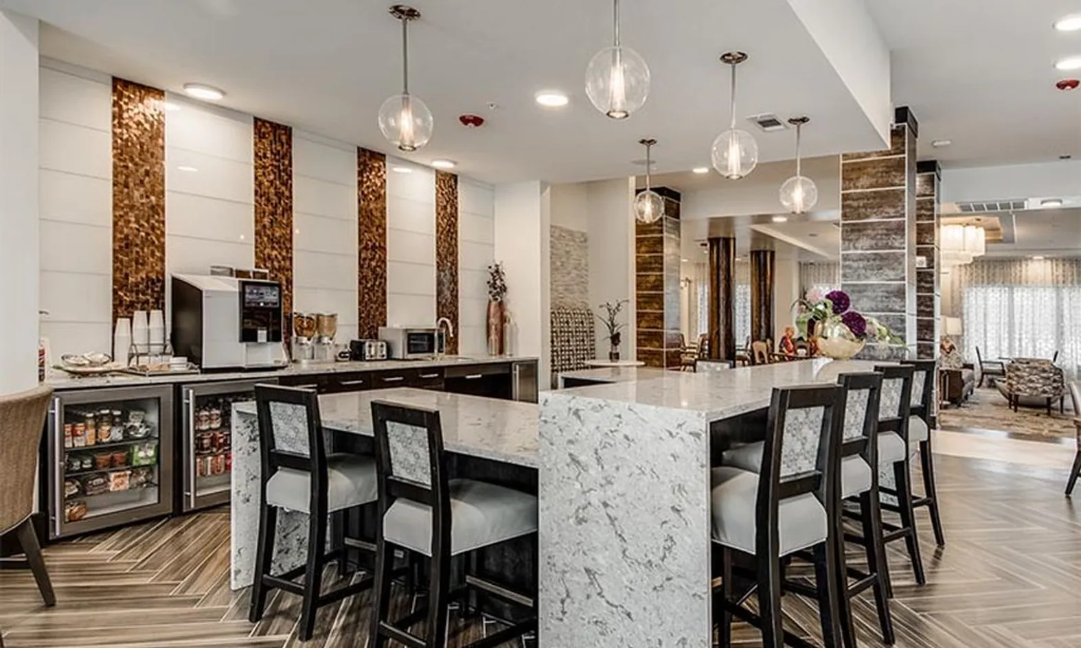 Clubhouse Bar
