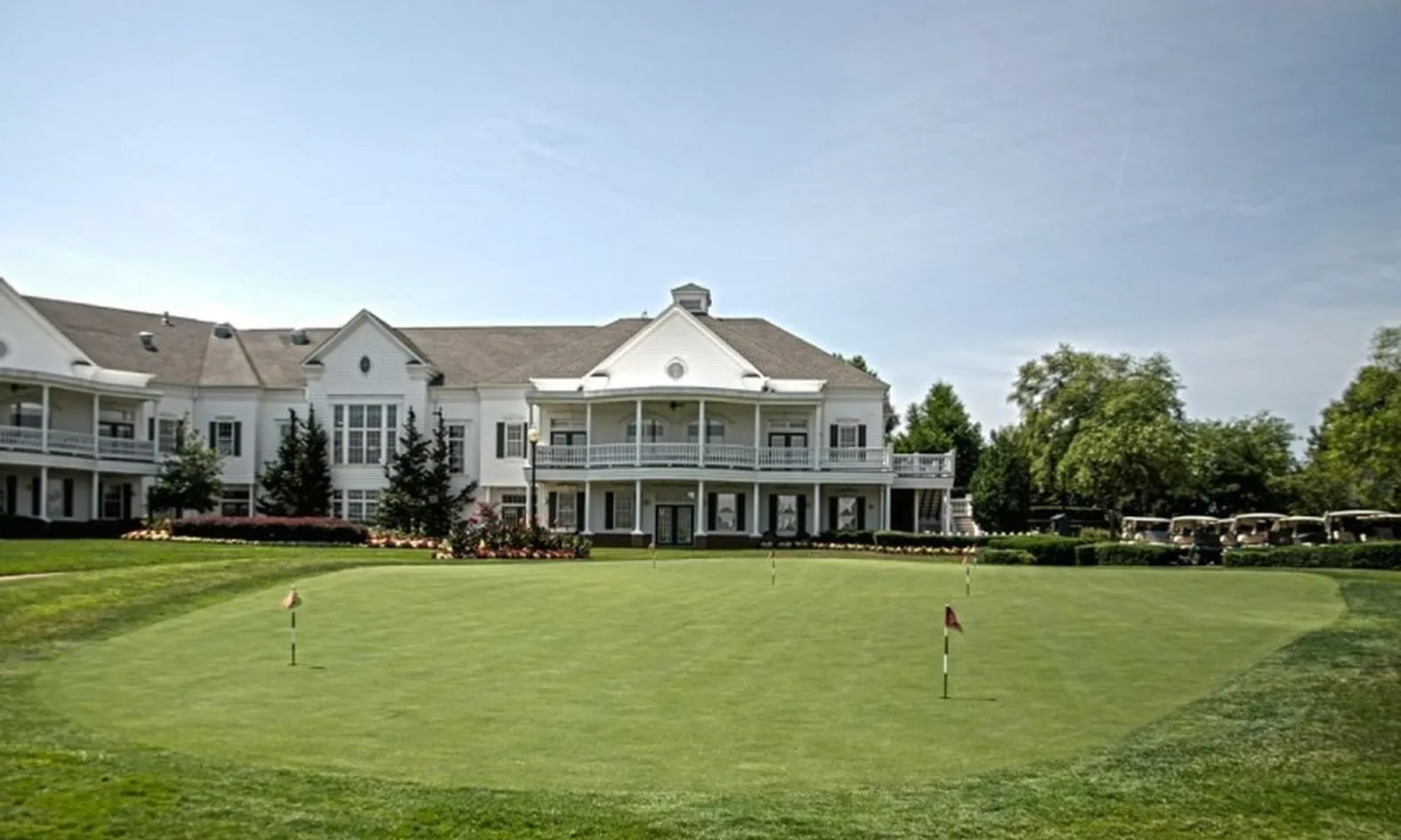 Putting & Chipping Green
