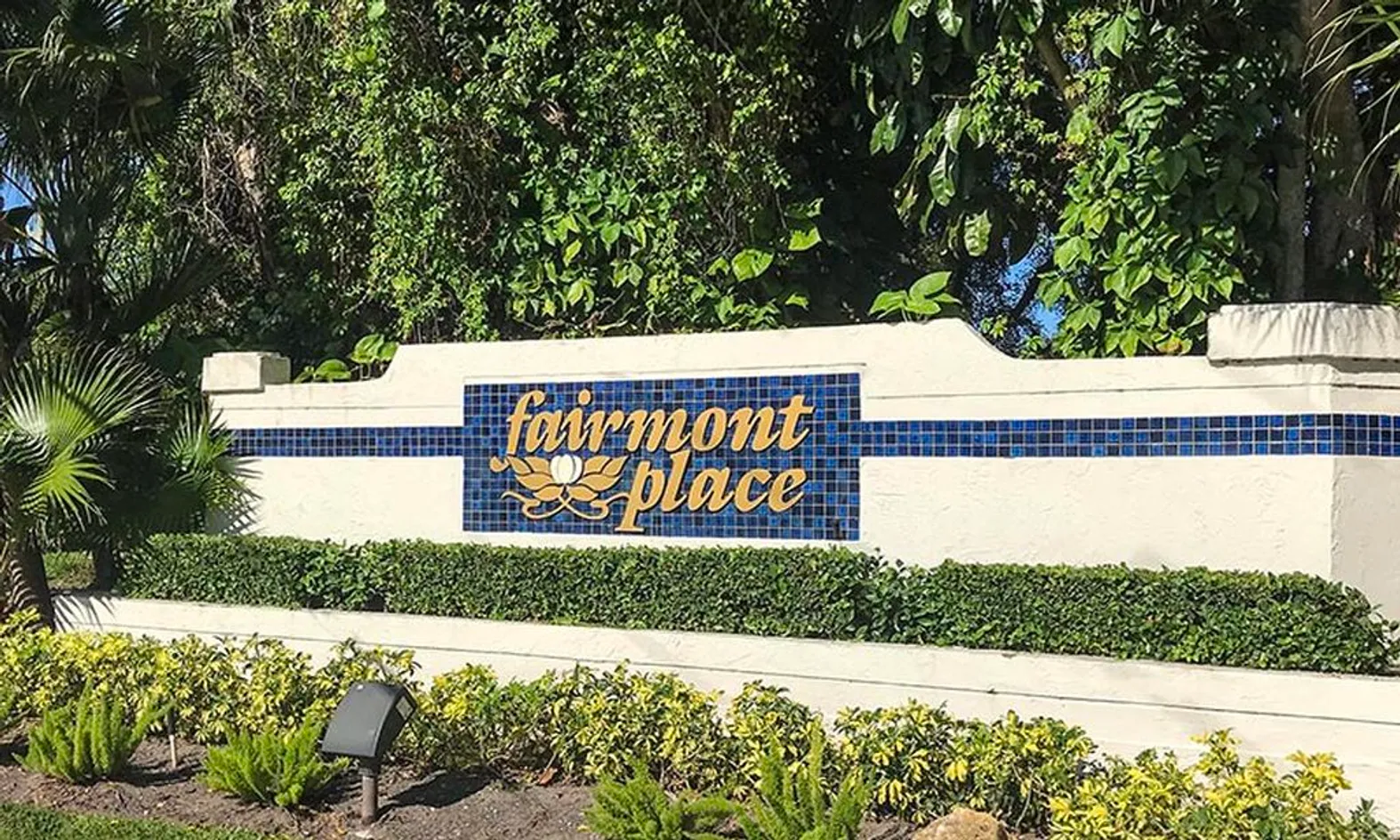 Entrance Sign