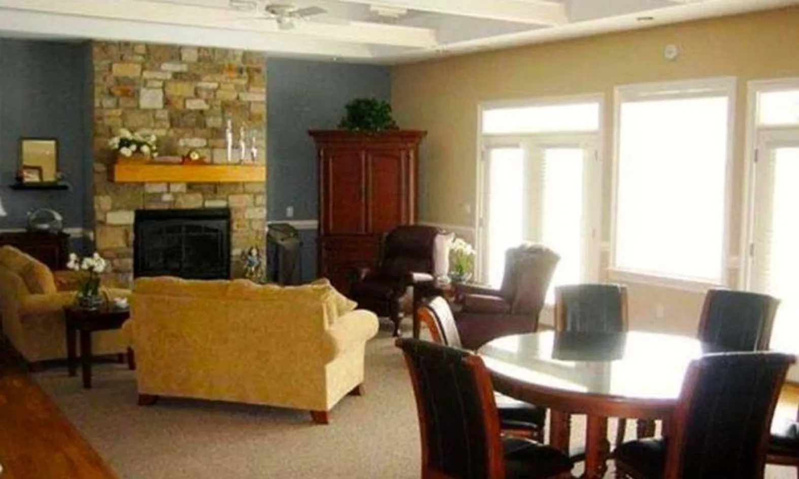 Social Lounge